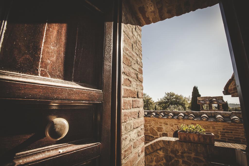 Agriturismo Zampugna Montefollonico Экстерьер фото